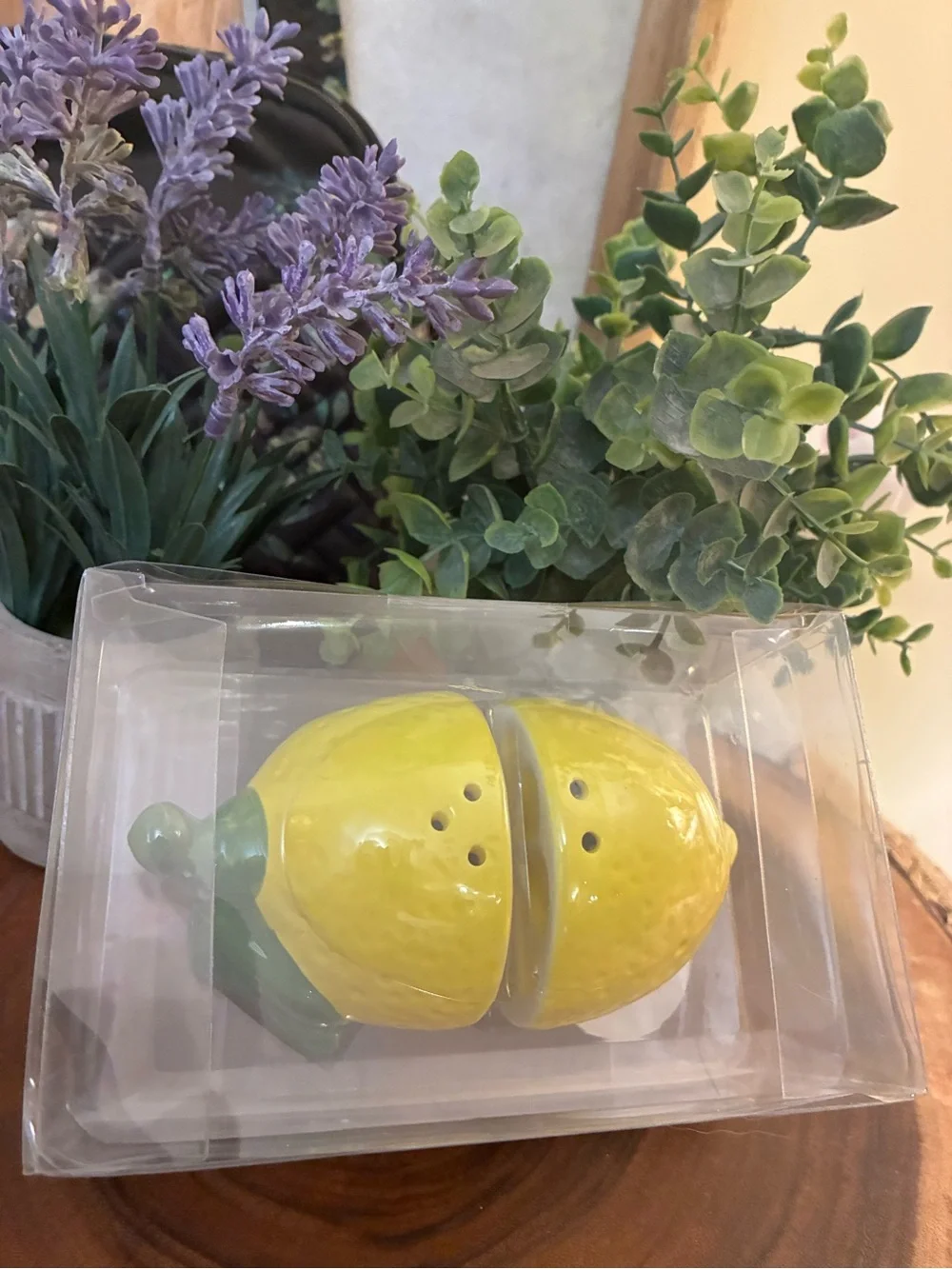 Yellow Ceramic Lemon Salt & Pepper Shakers - Decorative Dinnerware